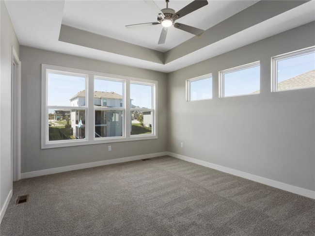 13408 178th Street, Overland Park, Kansas, 4 Bedrooms Bedrooms, 0 ,3 BathroomsBathrooms,Residential,For Sale,178th,0,HMS2522278