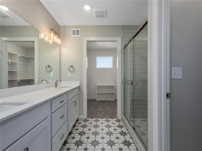 13408 178th Street, Overland Park, Kansas, 4 Bedrooms Bedrooms, 0 ,3 BathroomsBathrooms,Residential,For Sale,178th,0,HMS2522278