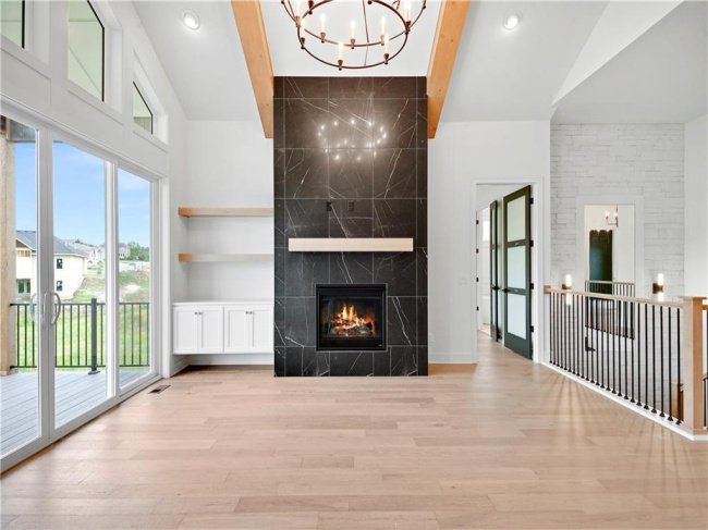 24909 98th Place, Lenexa, Kansas, 4 Bedrooms Bedrooms, 0 ,3 BathroomsBathrooms,Residential,For Sale,98th,0,HMS2530448