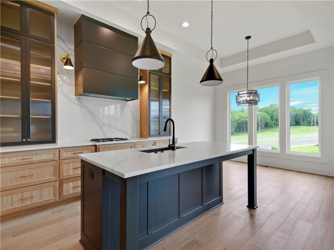 24909 98th Place, Lenexa, Kansas, 4 Bedrooms Bedrooms, 0 ,3 BathroomsBathrooms,Residential,For Sale,98th,0,HMS2530448