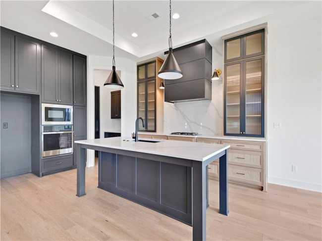 24909 98th Place, Lenexa, Kansas, 4 Bedrooms Bedrooms, 0 ,3 BathroomsBathrooms,Residential,For Sale,98th,0,HMS2530448