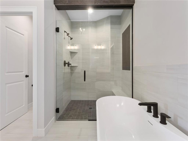 13472 177th Street, Overland Park, Kansas, 4 Bedrooms Bedrooms, 0 ,3 BathroomsBathrooms,Residential,For Sale,177th,0,HMS2530830 13472 177th Street, Overland Park, Kansas, 4 Bedrooms Bedrooms, 0 ,3 BathroomsBathrooms,Residential,For Sale,177th,0,HMS2530830