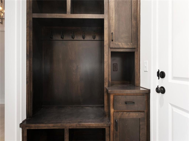 13472 177th Street, Overland Park, Kansas, 4 Bedrooms Bedrooms, 0 ,3 BathroomsBathrooms,Residential,For Sale,177th,0,HMS2530830 13472 177th Street, Overland Park, Kansas, 4 Bedrooms Bedrooms, 0 ,3 BathroomsBathrooms,Residential,For Sale,177th,0,HMS2530830