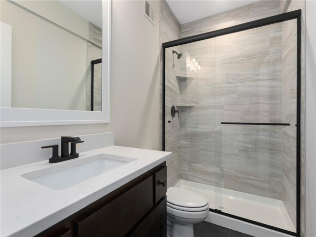 13472 177th Street, Overland Park, Kansas, 4 Bedrooms Bedrooms, 0 ,3 BathroomsBathrooms,Residential,For Sale,177th,0,HMS2530830 13472 177th Street, Overland Park, Kansas, 4 Bedrooms Bedrooms, 0 ,3 BathroomsBathrooms,Residential,For Sale,177th,0,HMS2530830