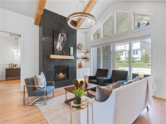 25126 98th Place, Lenexa, Kansas, 4 Bedrooms Bedrooms, 0 ,3 BathroomsBathrooms,Residential,For Sale,98th,0,HMS2538481
