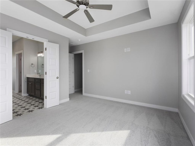 13313 179th Street, Overland Park, Kansas, 5 Bedrooms Bedrooms, 0 ,4 BathroomsBathrooms,Residential,For Sale,179th,0,HMS2557572