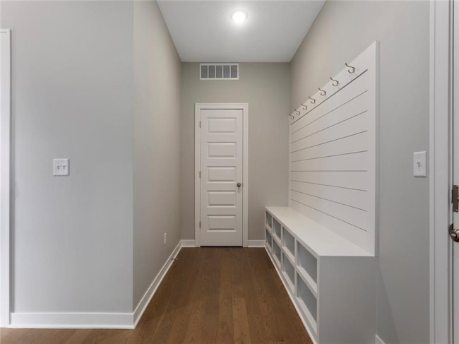 13313 179th Street, Overland Park, Kansas, 5 Bedrooms Bedrooms, 0 ,4 BathroomsBathrooms,Residential,For Sale,179th,0,HMS2557572