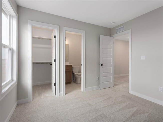 13309 179th Street, Overland Park, Kansas, 5 Bedrooms Bedrooms, 0 ,4 BathroomsBathrooms,Residential,For Sale,179th,0,HMS2557599