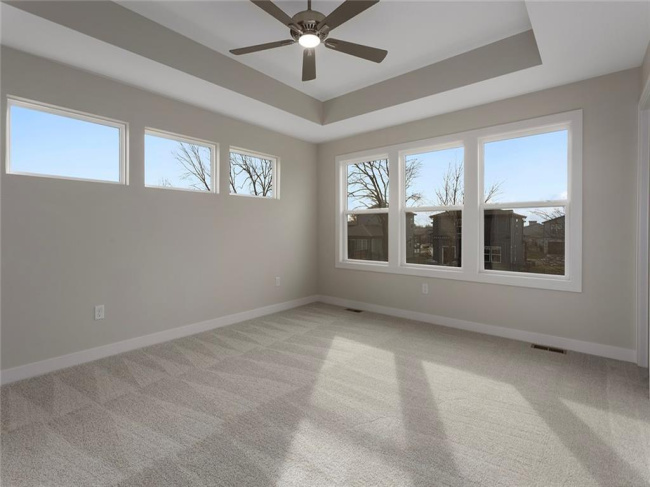 13305 179th Street, Overland Park, Kansas, 4 Bedrooms Bedrooms, 0 ,3 BathroomsBathrooms,Residential,For Sale,179th,0,HMS2557605