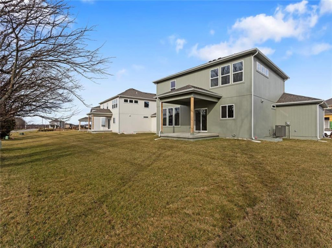 13305 179th Street, Overland Park, Kansas, 4 Bedrooms Bedrooms, 0 ,3 BathroomsBathrooms,Residential,For Sale,179th,0,HMS2557605