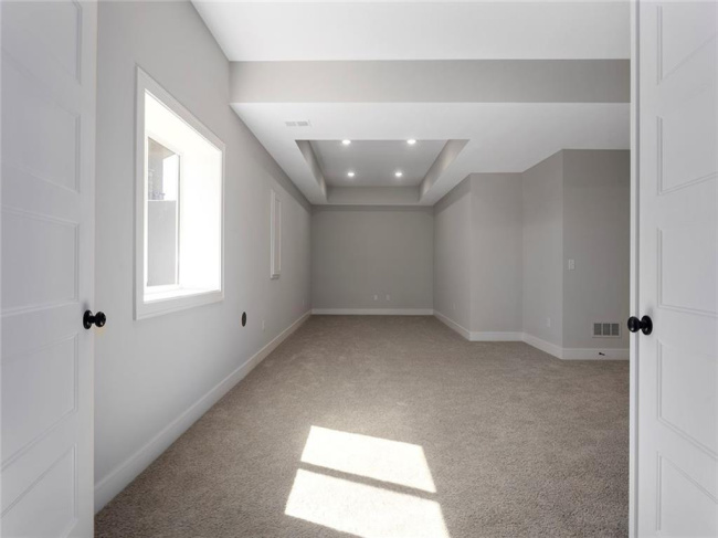 11275 Gleason Road, Olathe, Kansas, 4 Bedrooms Bedrooms, 0 ,3 BathroomsBathrooms,Residential,For Sale,Gleason,0,HMS2561802