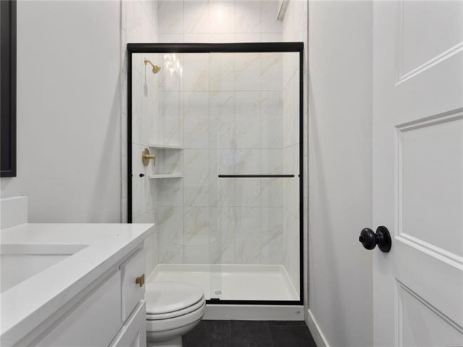 11275 Gleason Road, Olathe, Kansas, 4 Bedrooms Bedrooms, 0 ,3 BathroomsBathrooms,Residential,For Sale,Gleason,0,HMS2561802