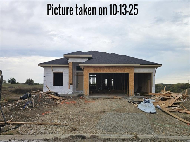 11271 Sunray Drive, Olathe, Kansas, 4 Bedrooms Bedrooms, 0 ,4 BathroomsBathrooms,Residential,For Sale,Sunray,0,HMS2565104