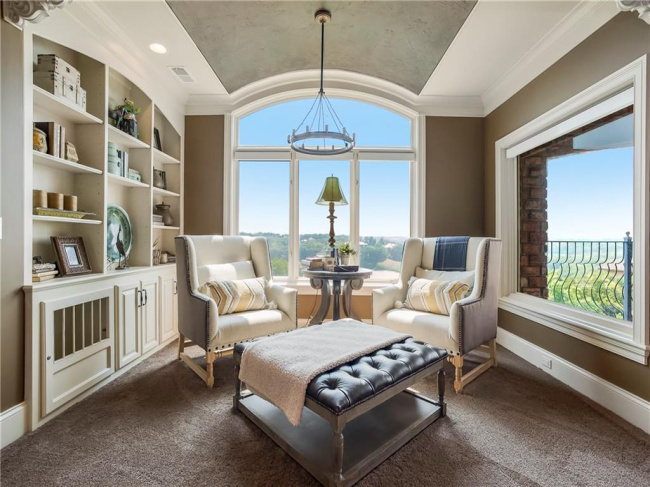 27596 Highland Circle, Olathe, Kansas, 7 Bedrooms Bedrooms, 0 ,7 BathroomsBathrooms,Residential,For Sale,Highland,0,HMS2572231