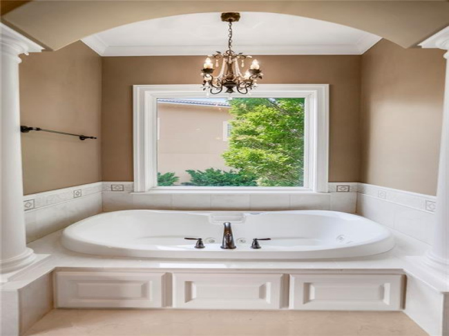 27596 Highland Circle, Olathe, Kansas, 7 Bedrooms Bedrooms, 0 ,7 BathroomsBathrooms,Residential,For Sale,Highland,0,HMS2572231