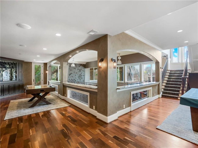 27596 Highland Circle, Olathe, Kansas, 7 Bedrooms Bedrooms, 0 ,7 BathroomsBathrooms,Residential,For Sale,Highland,0,HMS2572231
