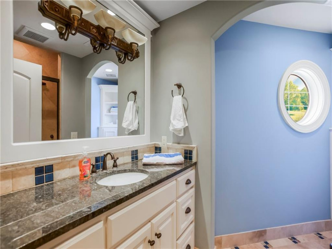 27596 Highland Circle, Olathe, Kansas, 7 Bedrooms Bedrooms, 0 ,7 BathroomsBathrooms,Residential,For Sale,Highland,0,HMS2572231