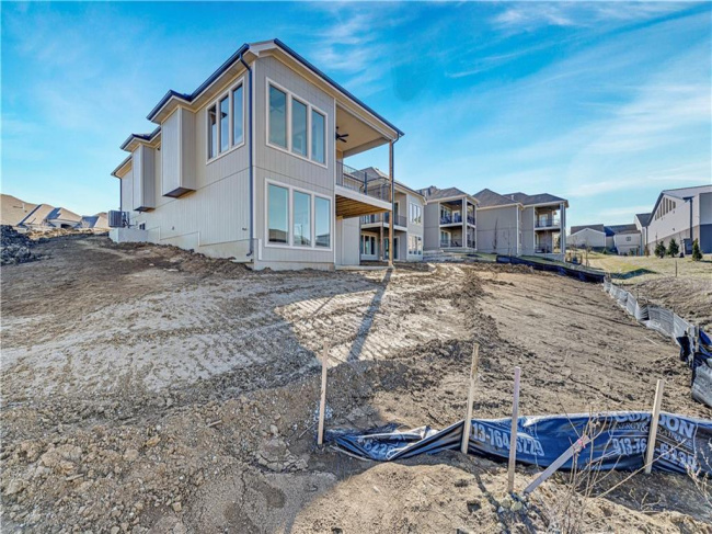 13012 Constance Street, Olathe, Kansas, 4 Bedrooms Bedrooms, 0 ,3 BathroomsBathrooms,Residential,For Sale,Constance,0,HMS2576772