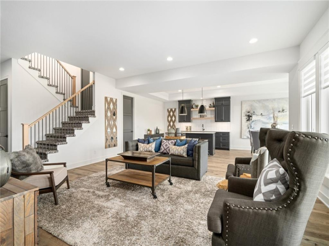 11233 Sunray Drive, Olathe, Kansas, 4 Bedrooms Bedrooms, 0 ,3 BathroomsBathrooms,Residential,For Sale,Sunray,0,HMS2577071