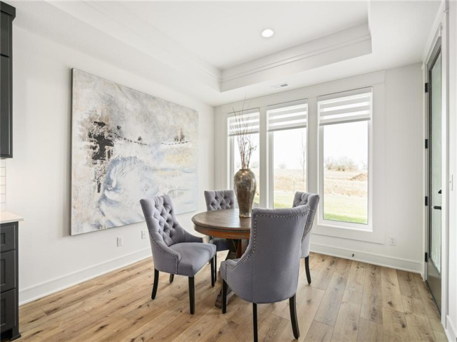 11233 Sunray Drive, Olathe, Kansas, 4 Bedrooms Bedrooms, 0 ,3 BathroomsBathrooms,Residential,For Sale,Sunray,0,HMS2577071