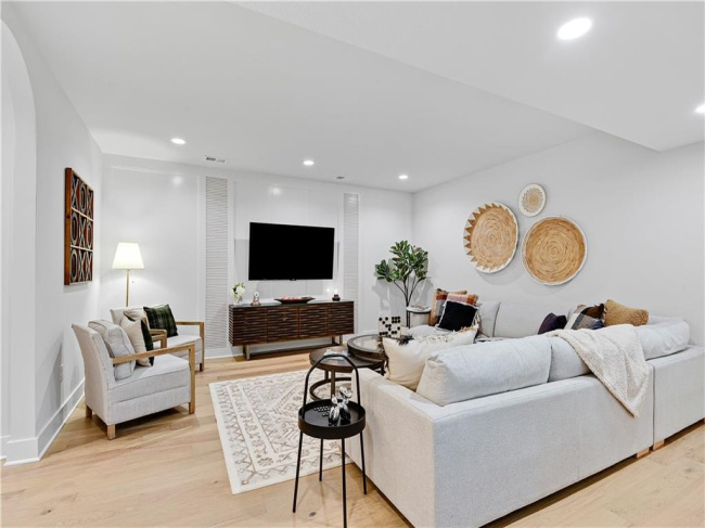 24949 98th Place, Lenexa, Kansas, 4 Bedrooms Bedrooms, 0 ,4 BathroomsBathrooms,Residential,For Sale,98th,0,HMS2586591 24949 98th Place, Lenexa, Kansas, 4 Bedrooms Bedrooms, 0 ,4 BathroomsBathrooms,Residential,For Sale,98th,0,HMS2586591