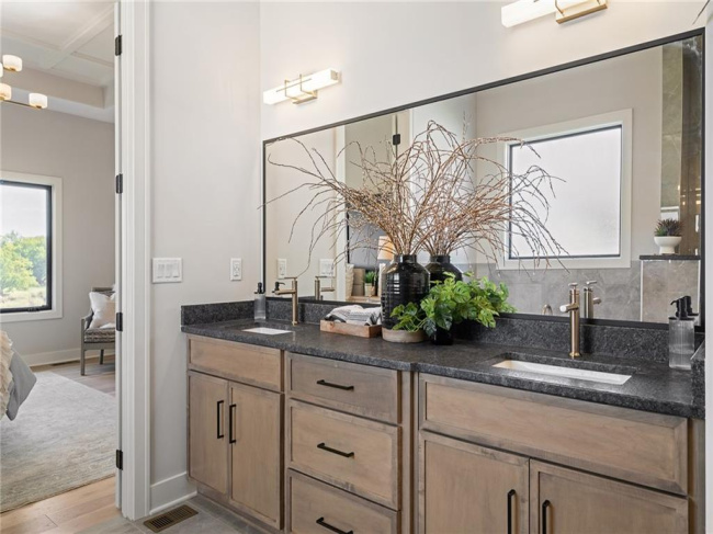 11227 Sunray Drive, Olathe, Kansas, 4 Bedrooms Bedrooms, 0 ,4 BathroomsBathrooms,Residential,For Sale,Sunray,0,HMS2586604 11227 Sunray Drive, Olathe, Kansas, 4 Bedrooms Bedrooms, 0 ,4 BathroomsBathrooms,Residential,For Sale,Sunray,0,HMS2586604