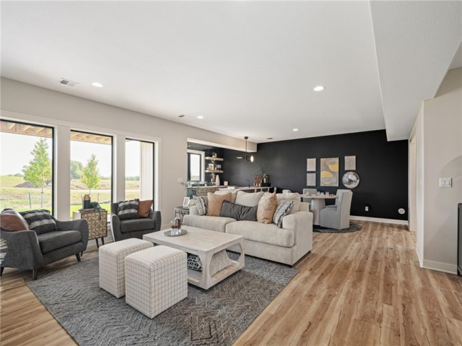 11227 Sunray Drive, Olathe, Kansas, 4 Bedrooms Bedrooms, 0 ,4 BathroomsBathrooms,Residential,For Sale,Sunray,0,HMS2586604 11227 Sunray Drive, Olathe, Kansas, 4 Bedrooms Bedrooms, 0 ,4 BathroomsBathrooms,Residential,For Sale,Sunray,0,HMS2586604