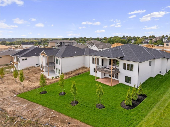 11227 Sunray Drive, Olathe, Kansas, 4 Bedrooms Bedrooms, 0 ,4 BathroomsBathrooms,Residential,For Sale,Sunray,0,HMS2586604 11227 Sunray Drive, Olathe, Kansas, 4 Bedrooms Bedrooms, 0 ,4 BathroomsBathrooms,Residential,For Sale,Sunray,0,HMS2586604