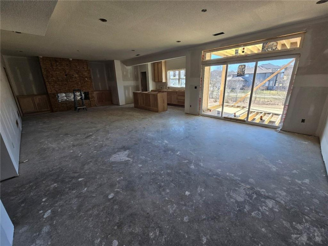 11240 Gleason Road, Olathe, Kansas, 4 Bedrooms Bedrooms, 0 ,3 BathroomsBathrooms,Residential,For Sale,Gleason,0,HMS2588168