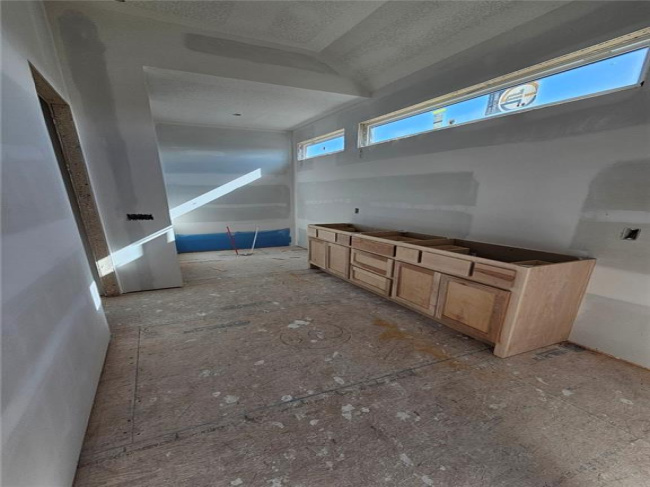 11240 Gleason Road, Olathe, Kansas, 4 Bedrooms Bedrooms, 0 ,3 BathroomsBathrooms,Residential,For Sale,Gleason,0,HMS2588168