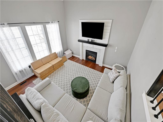 1511 4th Street, Louisburg, Kansas, 3 Bedrooms Bedrooms, 0 ,2 BathroomsBathrooms,Residential,For Sale,4th,0,HMS2598259